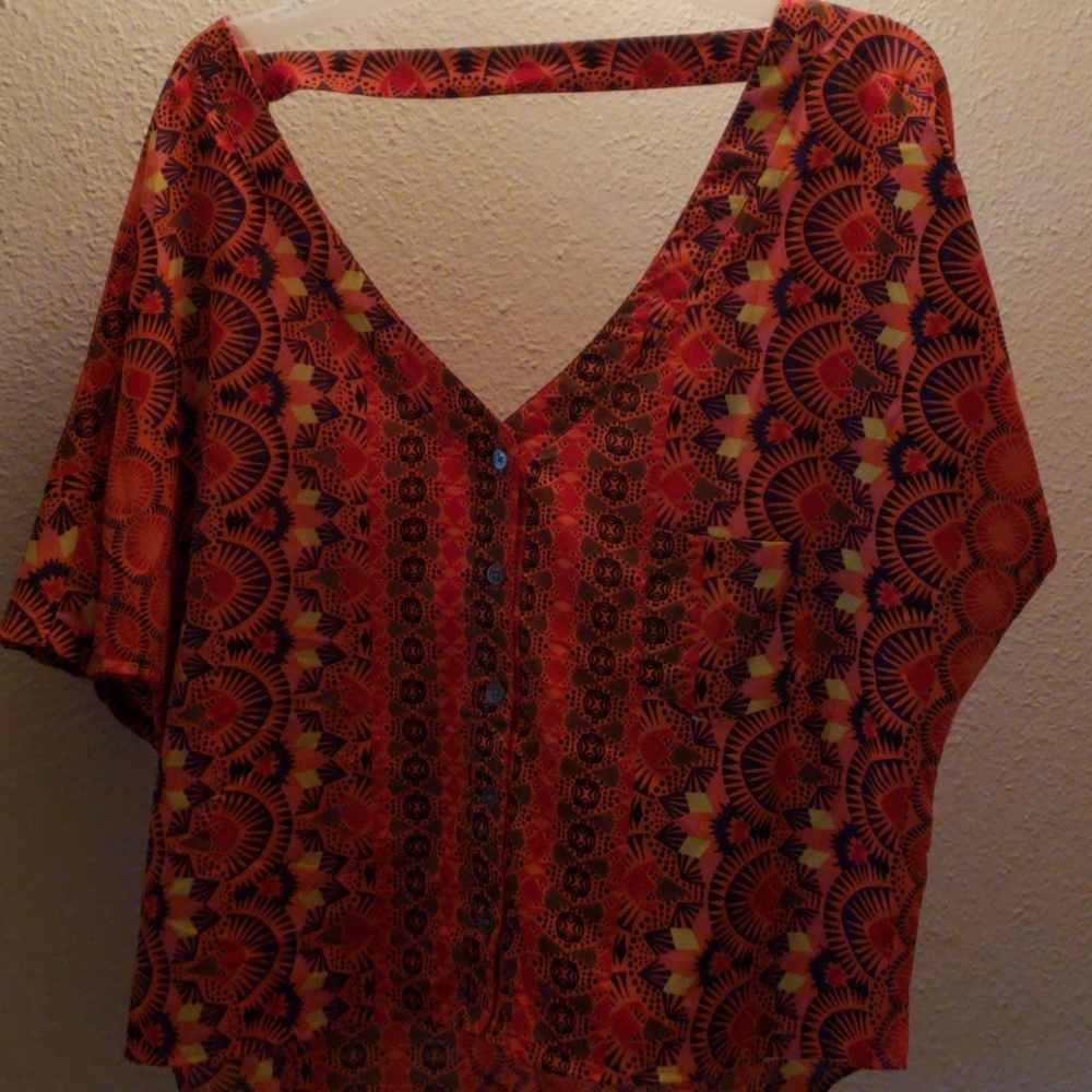 Jessica Simpson shirt